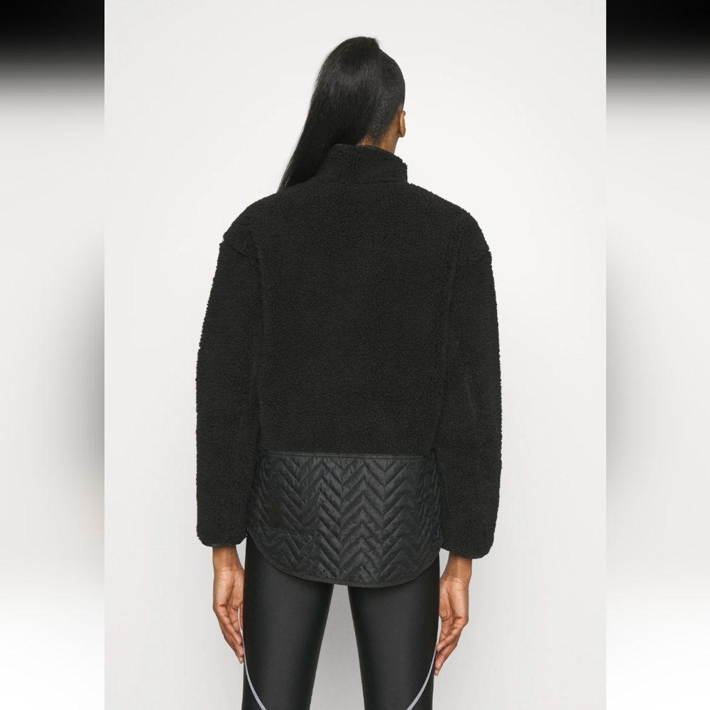 NWOT Athleta Black Cozy Sherpa Snap Sweatshirt NWOT - Picture 3 of 11